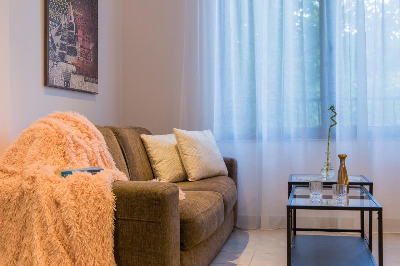 One Love Metropolitan Apartment بوخارست المظهر الخارجي الصورة