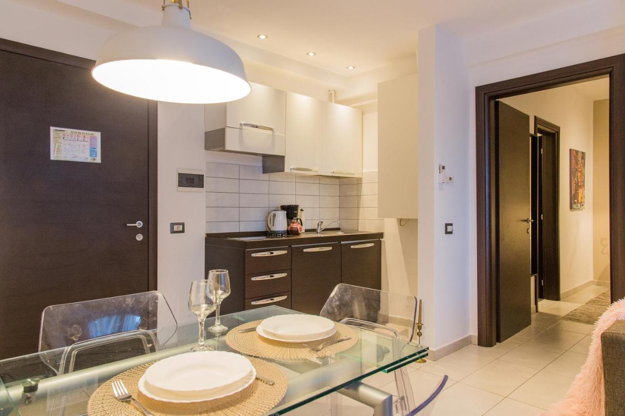 One Love Metropolitan Apartment بوخارست المظهر الخارجي الصورة