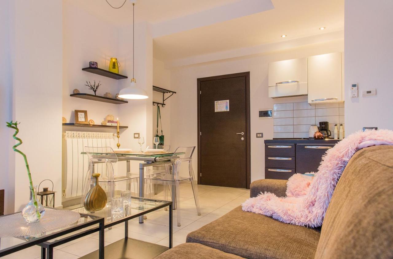 One Love Metropolitan Apartment بوخارست المظهر الخارجي الصورة