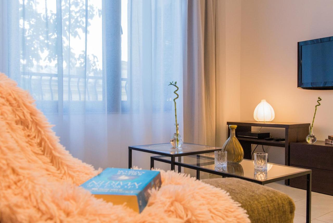 One Love Metropolitan Apartment بوخارست المظهر الخارجي الصورة