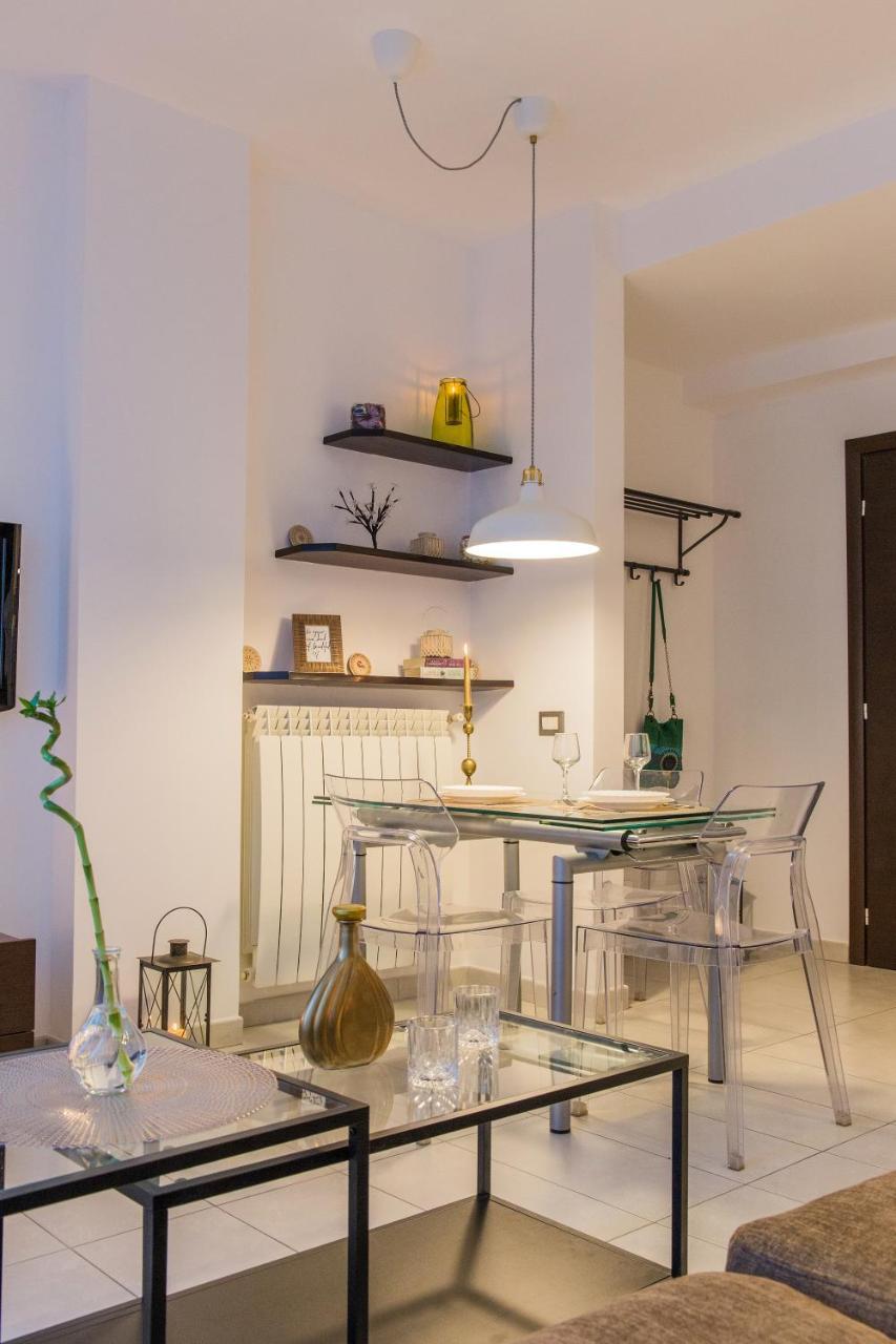 One Love Metropolitan Apartment بوخارست المظهر الخارجي الصورة